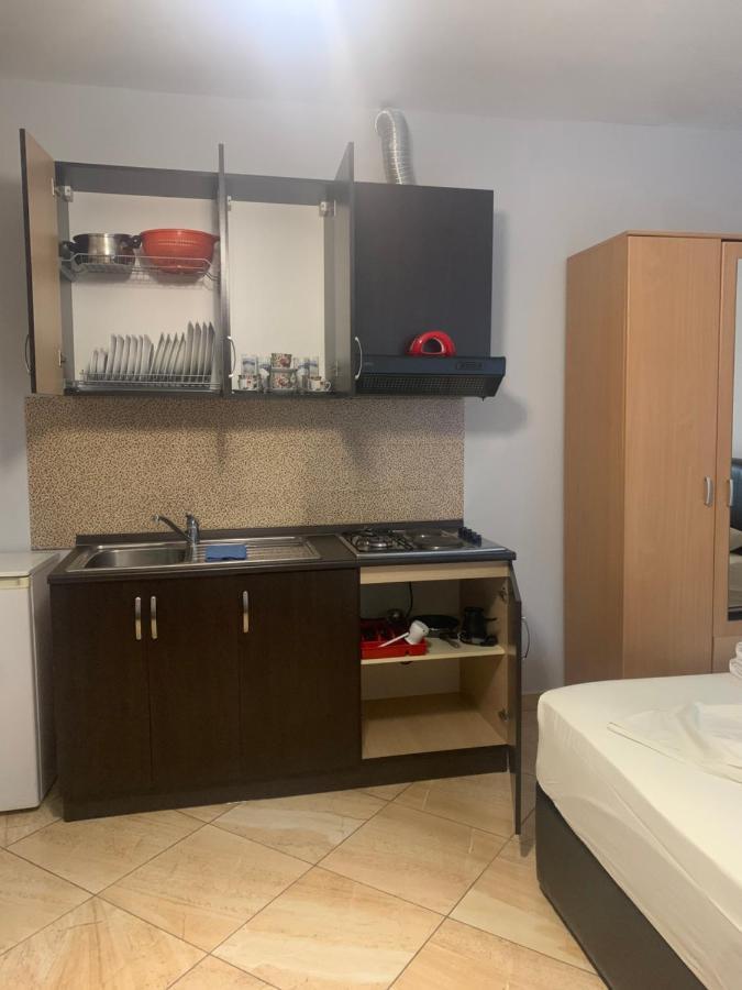Kokomani Apartment Durres Exterior photo