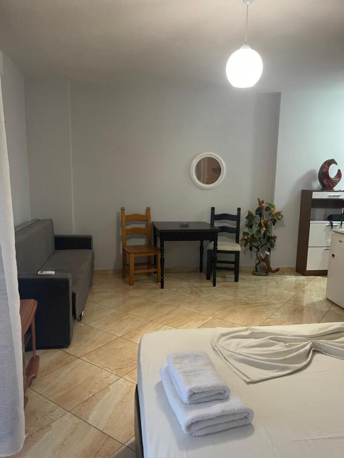 Kokomani Apartment Durres Exterior photo