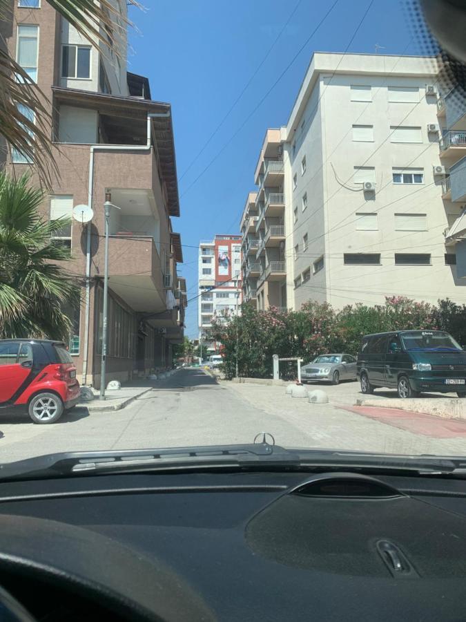 Kokomani Apartment Durres Exterior photo